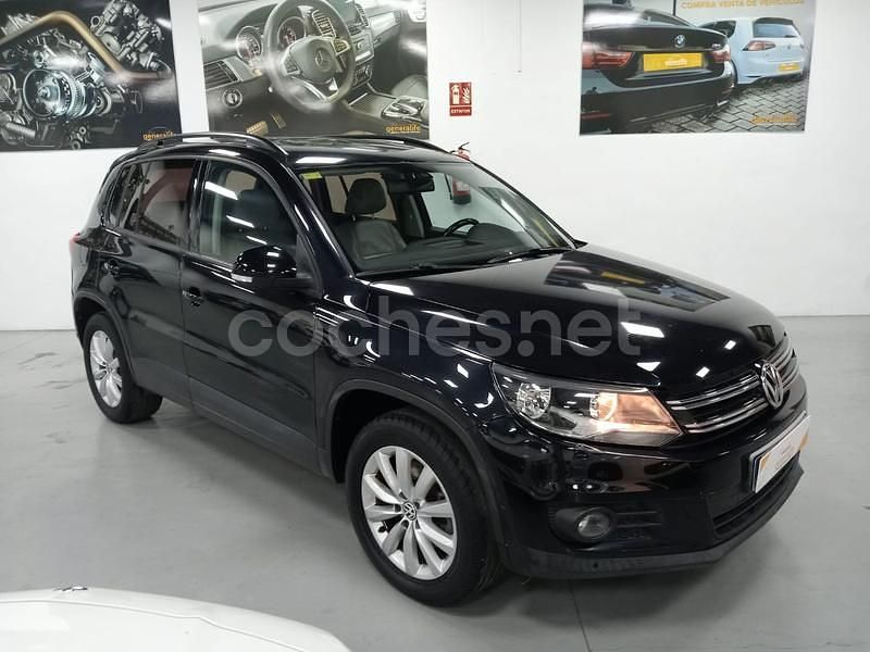 Negro Usado 2011 VW Tiguan Advance SUV | 13.900 € (Un poco caro) - Imagen 1/4