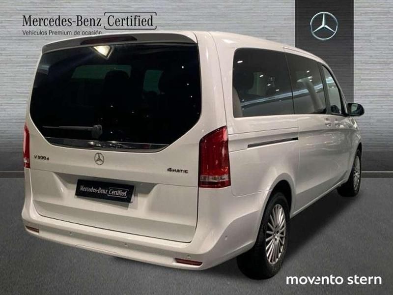 Usado Mercedes V300 239 CV (175 kW) 2024 Blanco Monovolumen