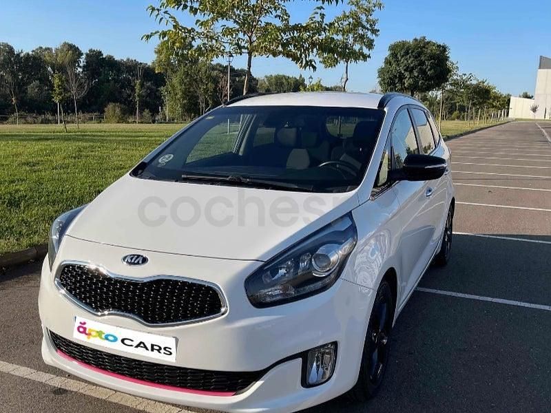 Usado Kia Carens 115 CV (84 kW) 2015 Blanco Monovolumen
