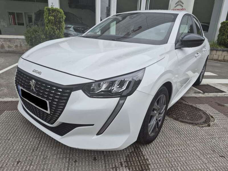 Blanco Usado 2022 Peugeot 208 Active Utilitario | 12.900 € (Buen precio) - Imagen 1/4