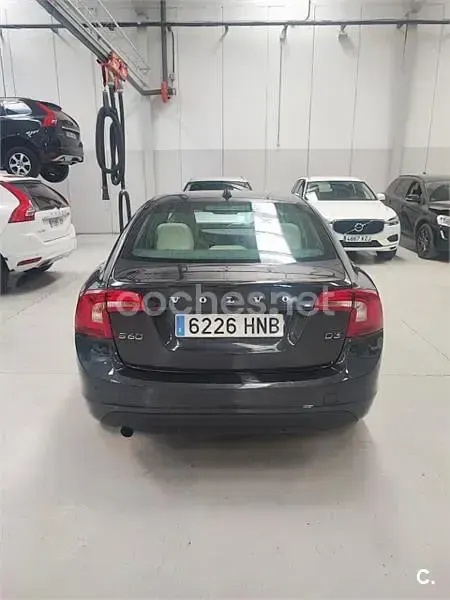 Usado Volvo S60 Summum 136 CV (100 kW) 2012 Verde Berlina
