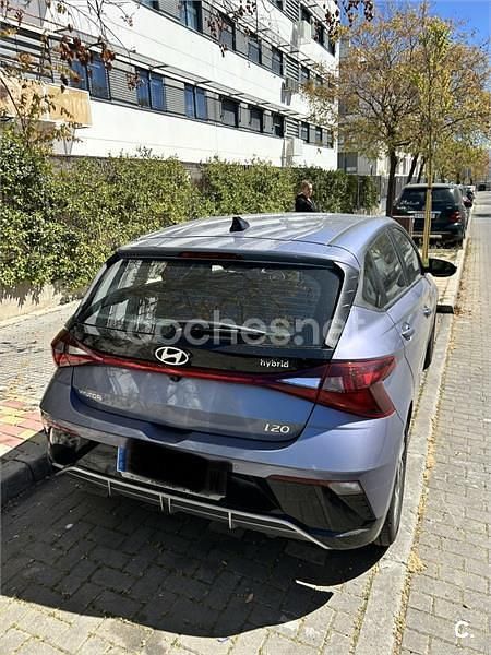 Usado Hyundai i20 100 CV (73 kW) 2023 Azul Utilitario