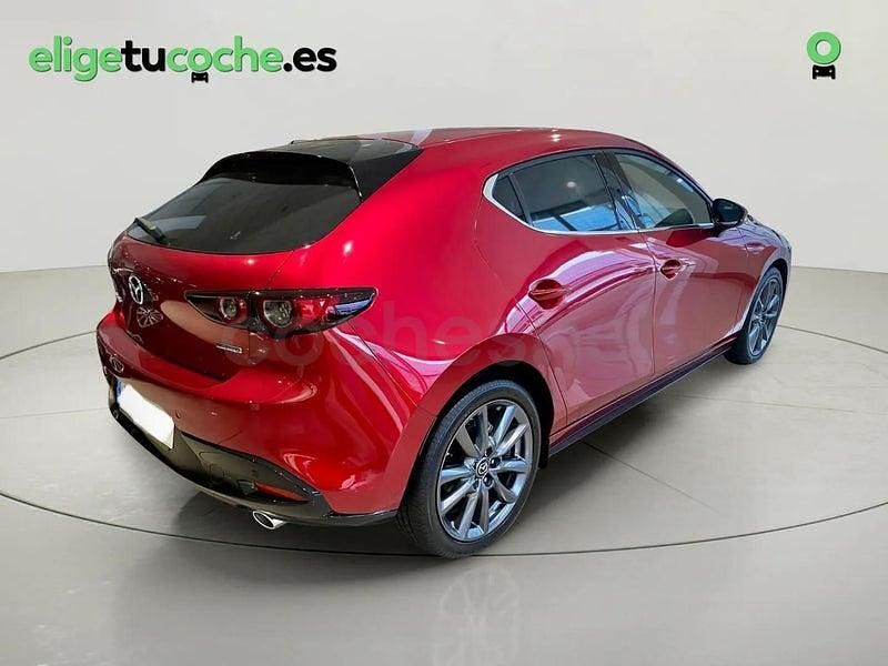Usado Mazda 3 Exclusive-Line 122 CV (89 kW) 2023 Rojo Berlina