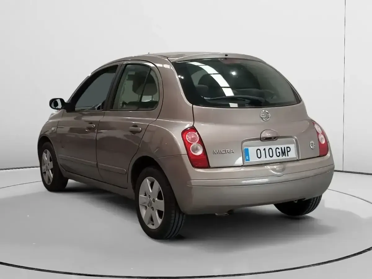 Usado Nissan Micra 80 CV (58 kW) 2009 Beige Utilitario