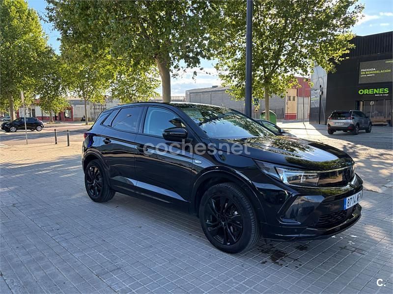 Usado Opel Grandland X 130 CV (95 kW) 2023 Negro SUV