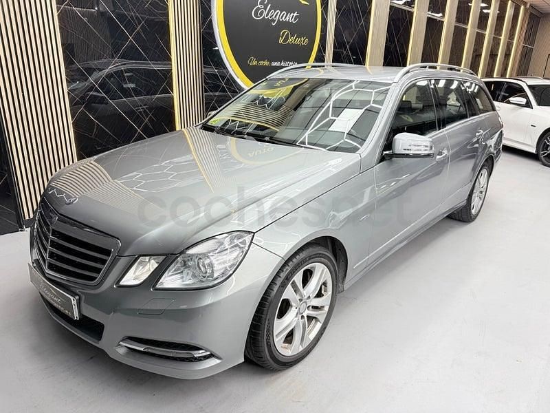 Usado Mercedes E250 Avantgarde 204 CV (150 kW) 2011 Gris / plata Familiar