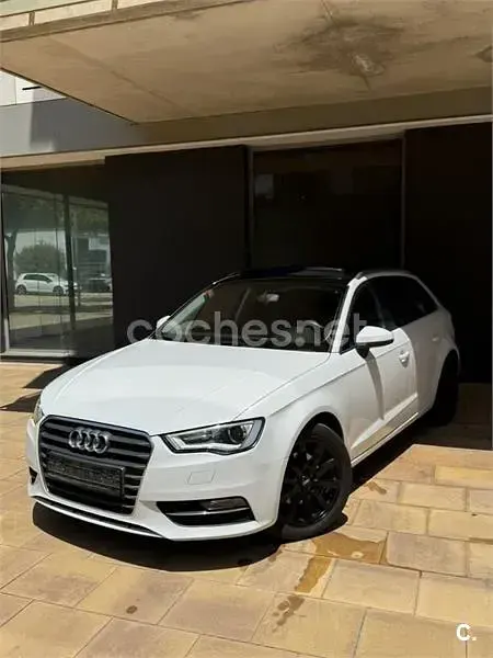 Usado Audi A3 Ambition 125 CV (91 kW) 2015 Blanco Berlina