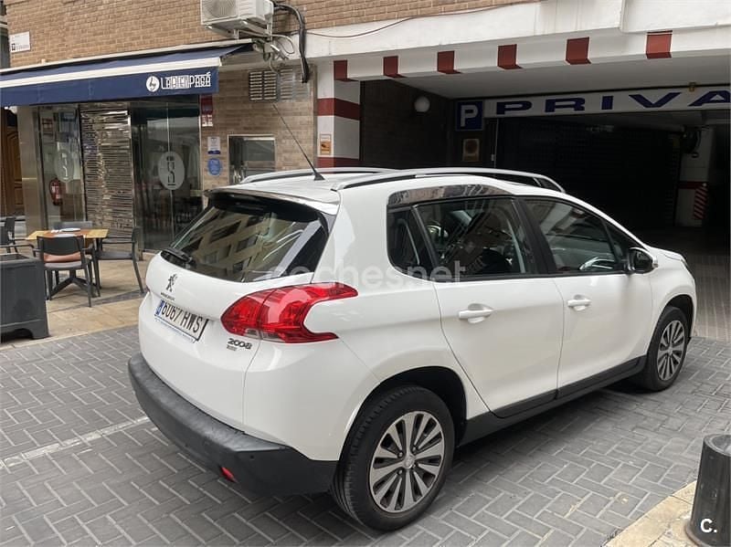 Blanco Usado 2014 Peugeot 2008 Active SUV | 7300 € (Buen precio) - Imagen 1/4