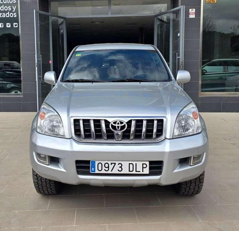Usado Toyota Land Cruiser 166 CV (122 kW) 2005 Plateado SUV