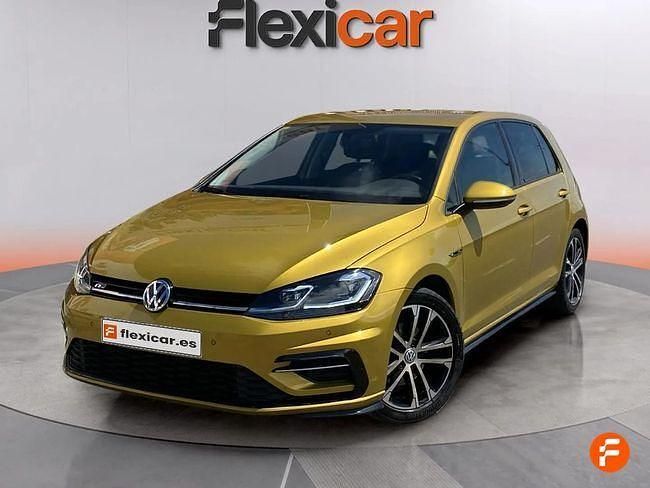 Usado VW Golf VII Sportline 150 CV (110 kW) 2018 Amarillo Berlina