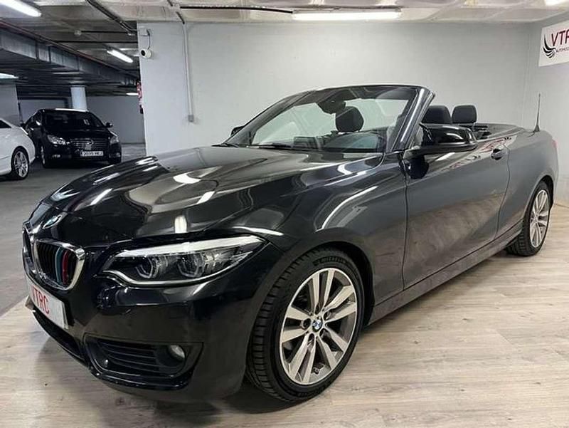 Usado BMW 218 Comfort Edition 150 CV (110 kW) 2016 Negro Descapotable