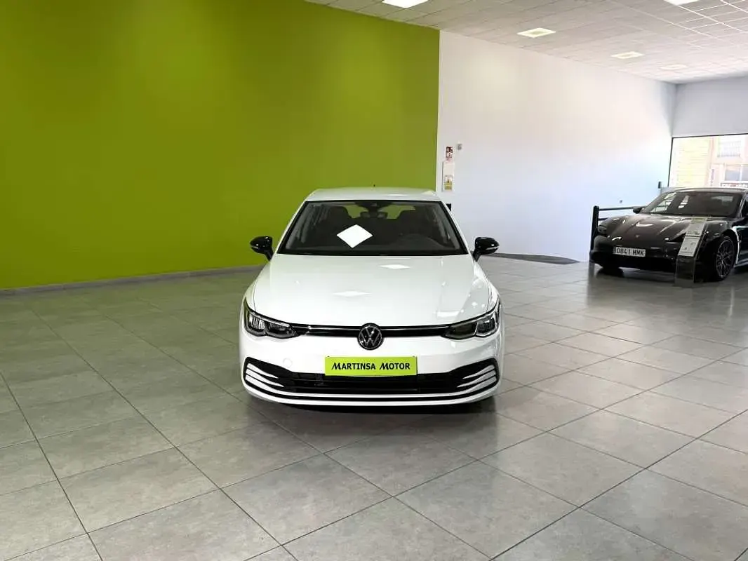 Usado VW Golf VIII 116 CV (85 kW) 2021 Blanco Utilitario