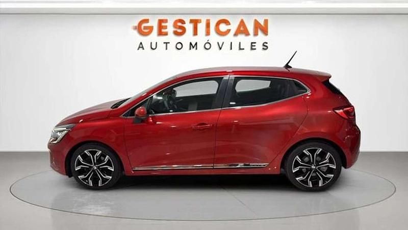 Usado Renault Clio V Techno 140 CV (102 kW) 2022 Rojo Utilitario