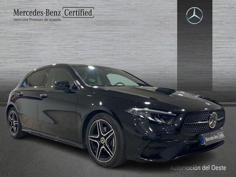 Usado Mercedes A200 AMG line 150 CV (110 kW) 2024 Negro Berlina