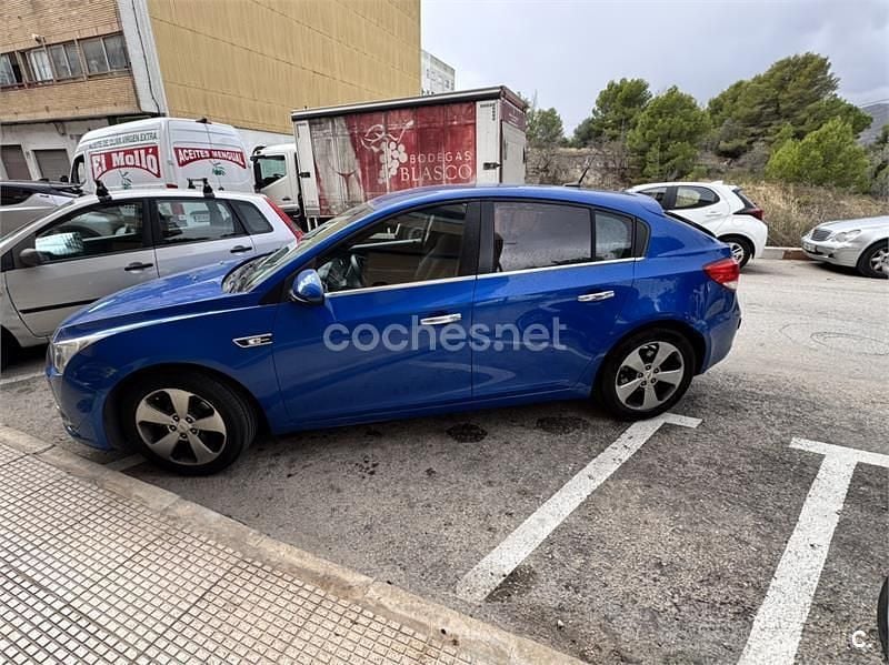Azul Usado 2012 Chevrolet Cruze LTZ Berlina | 3800 € (Super precio) - Imagen 1/4