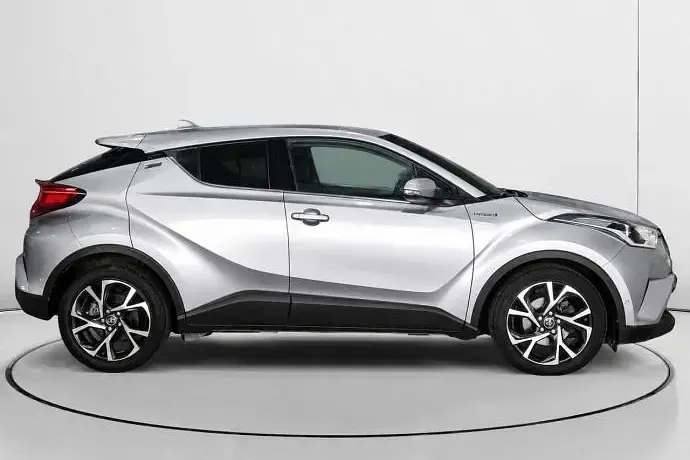 Usado Toyota C-HR Active 122 CV (89 kW) 2018 SUV