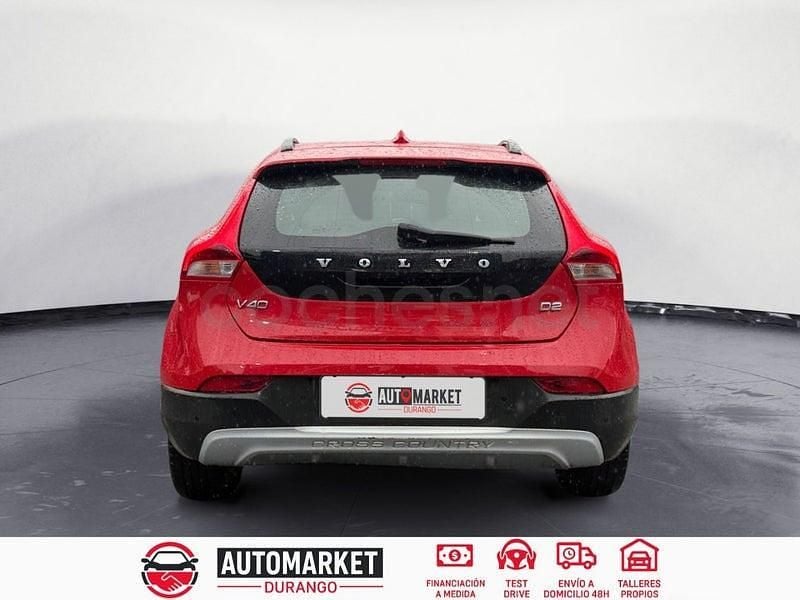 Begagnad Volvo V40 CC 120 HK (88 kW) 2017 Röd Kombi