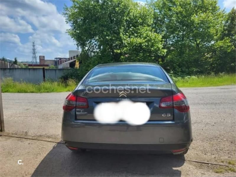 Usado Citroën C5 Business Class 140 CV (102 kW) 2015 Azul Berlina