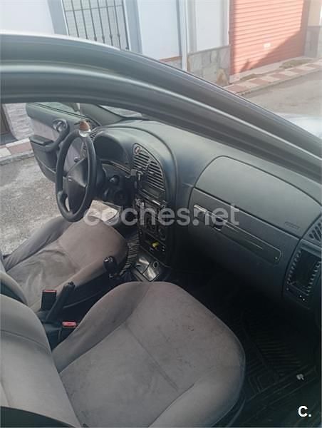 Usado Citroën Xsara 90 CV (66 kW) 2003 Azul Berlina