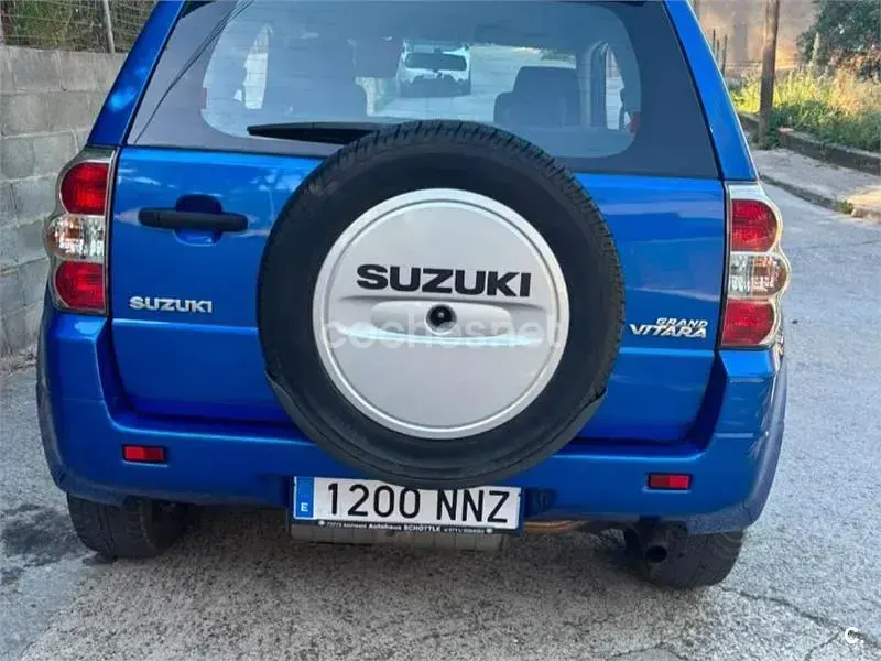 Usado Suzuki Grand Vitara 129 CV (94 kW) 2006 Azul SUV