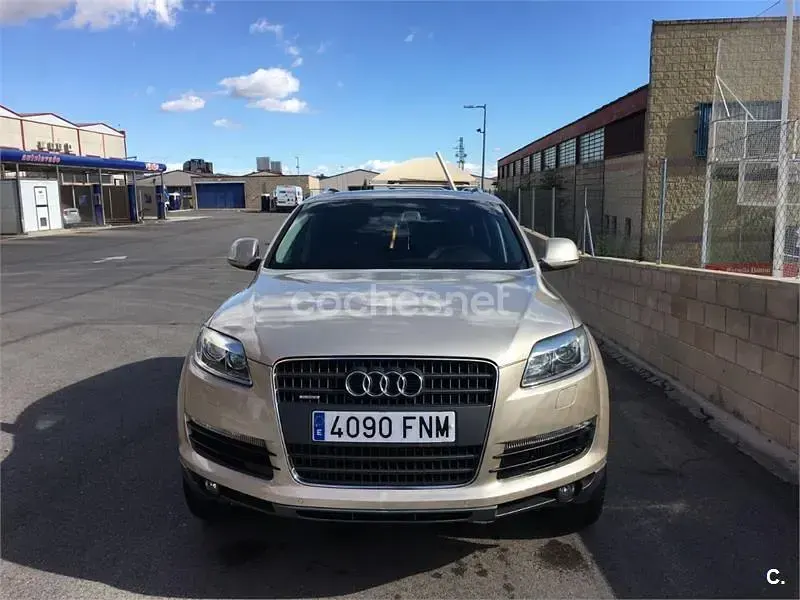 Usado Audi Q7 233 CV (171 kW) 2007 Beige SUV