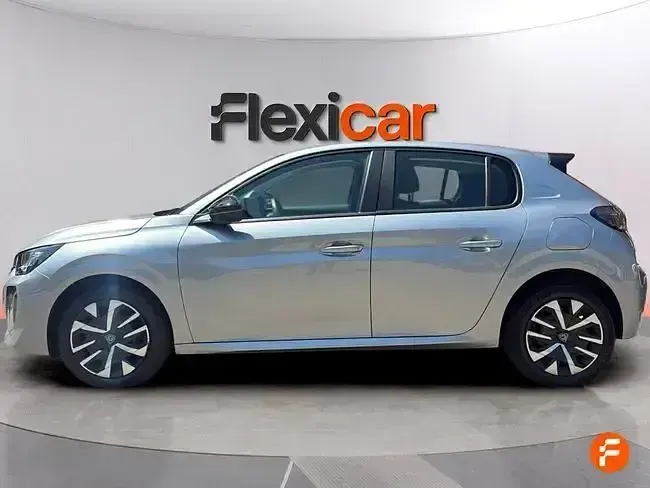 Usado Peugeot 208 Allure 100 CV (73 kW) 2025 Gris Utilitario