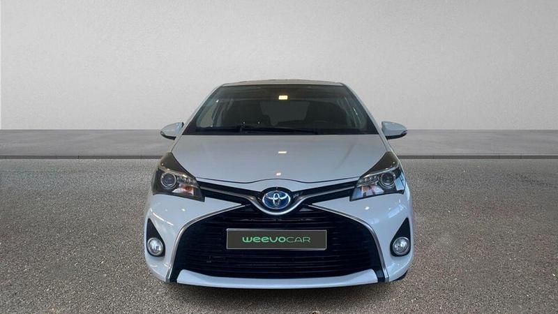 Usado Toyota Yaris Active 100 CV (73 kW) 2016 Blanco