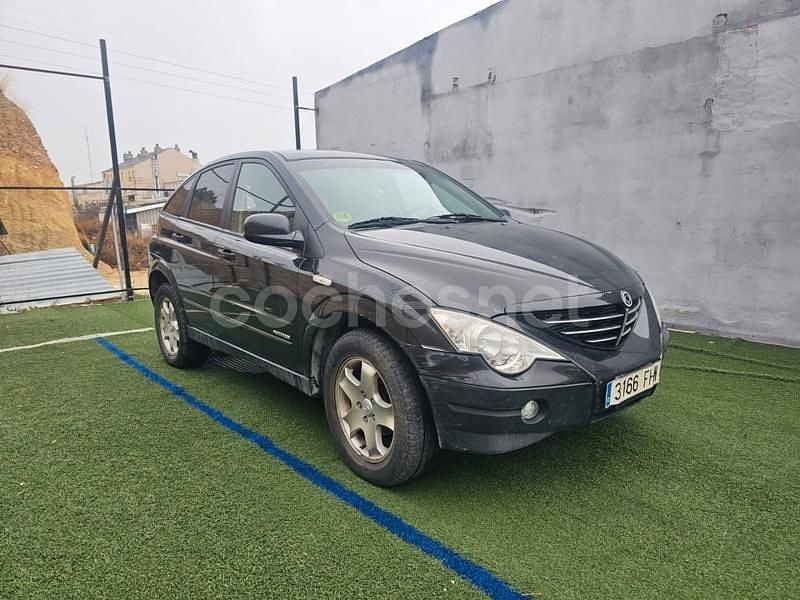Negro Usado 2008 Ssangyong (KGM) Actyon Limited SUV | 4499 € (Precio justo) - Imagen 1/4