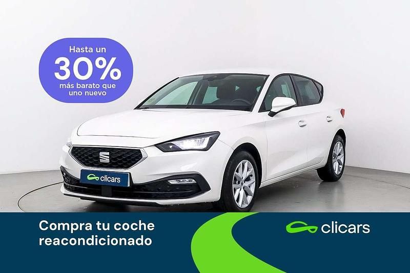 Usado Seat Leon Style 116 CV (85 kW) 2022 Blanco Utilitario