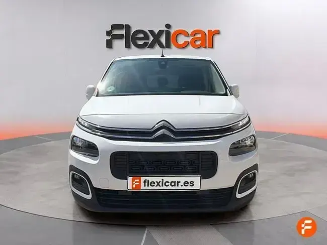 Usado Citroën Berlingo Feel 102 CV (75 kW) 2021 Blanco Monovolumen