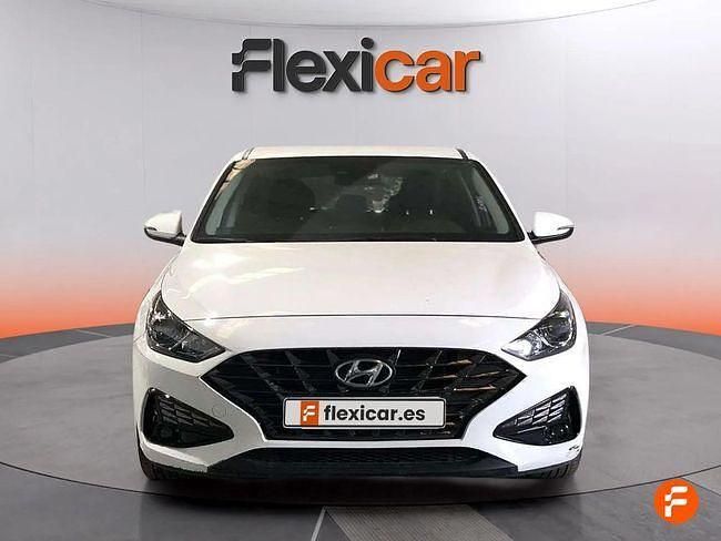 Usado Hyundai i30 116 CV (85 kW) 2021 Blanco Familiar