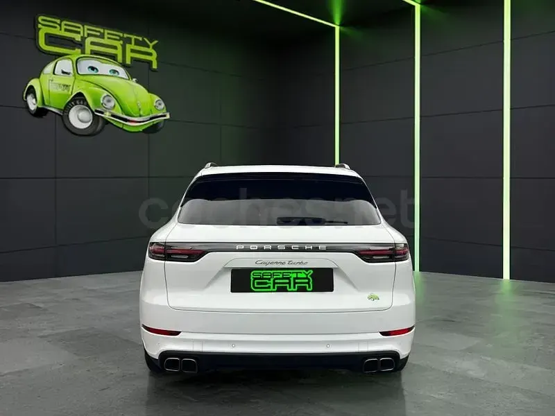 Usado Porsche Cayenne Turbo 550 CV (404 kW) 2018 Blanco SUV