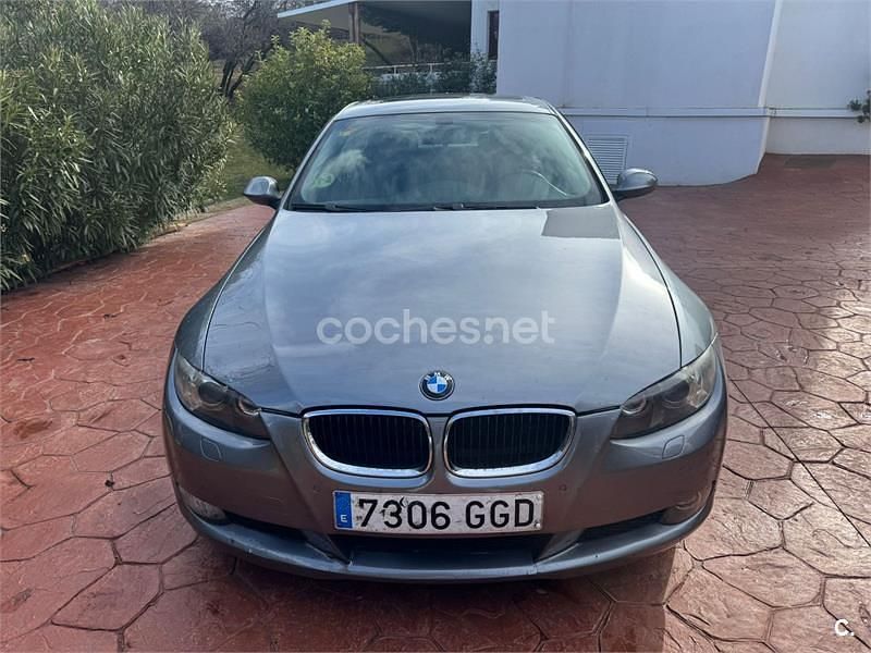 Gris / plata Usado 2008 BMW 320 Coupe | 5500 € (Super precio) - Imagen 1/4