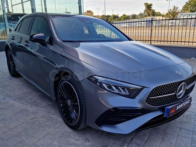 Usado Mercedes A250 218 CV (160 kW) 2024 Gris / plata Berlina