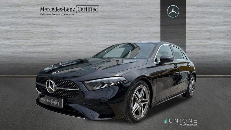 Negro Usado 2024 Mercedes A200 AMG line | 33.400 € (Precio justo) - Imagen 1/4