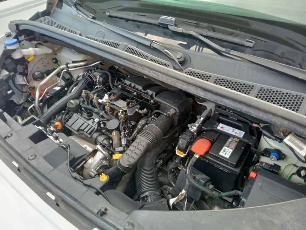Usado Opel Combo S 99 CV (72 kW) 2021 Blanco Monovolumen