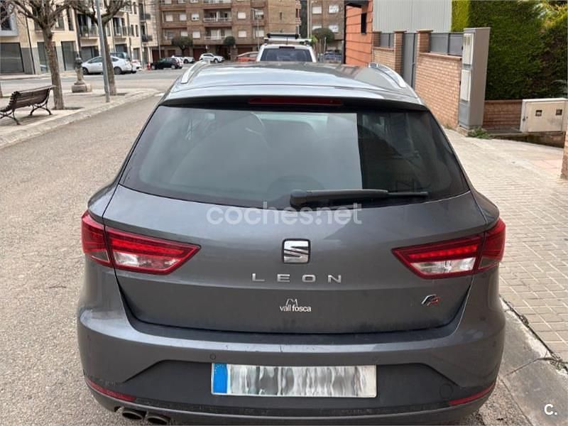 Käytetty Seat Leon FR 150 HP (110 kW) 2015 Harmaa Farmari