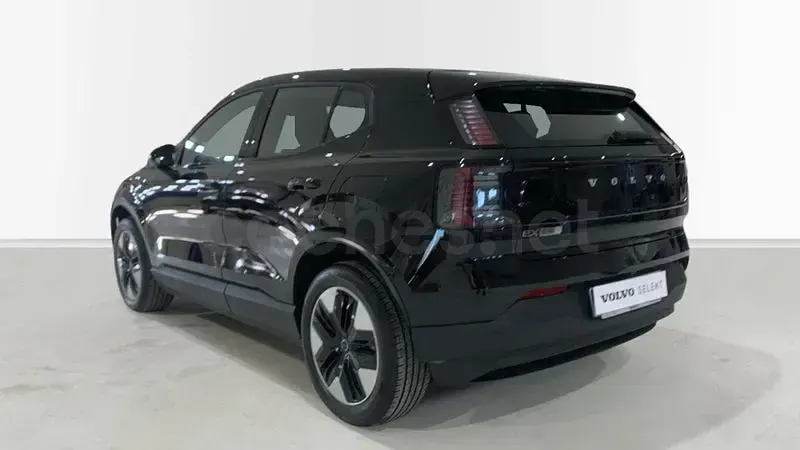 Käytetty Volvo EX30 Core 200 kW (272 HP) 2025 Eléctrico Katumaasturi
