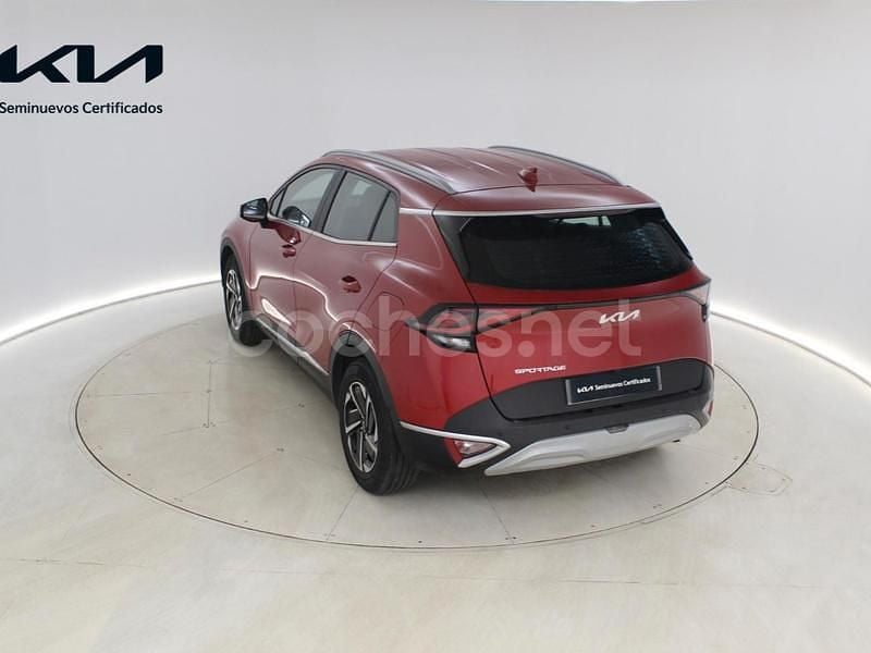Usado Kia Sportage 150 CV (110 kW) 2024 Granate SUV
