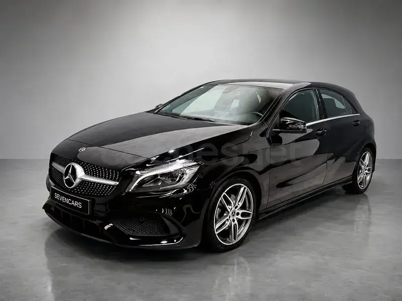Usado Mercedes A180 122 CV (89 kW) 2018 Negro Berlina