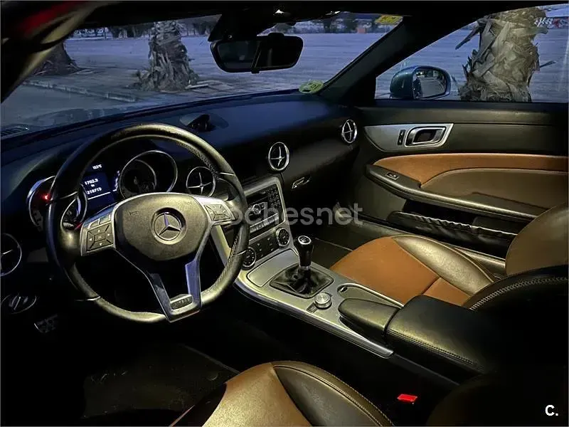 Usado Mercedes SLK200 184 CV (135 kW) 2011 Gris / plata Descapotable