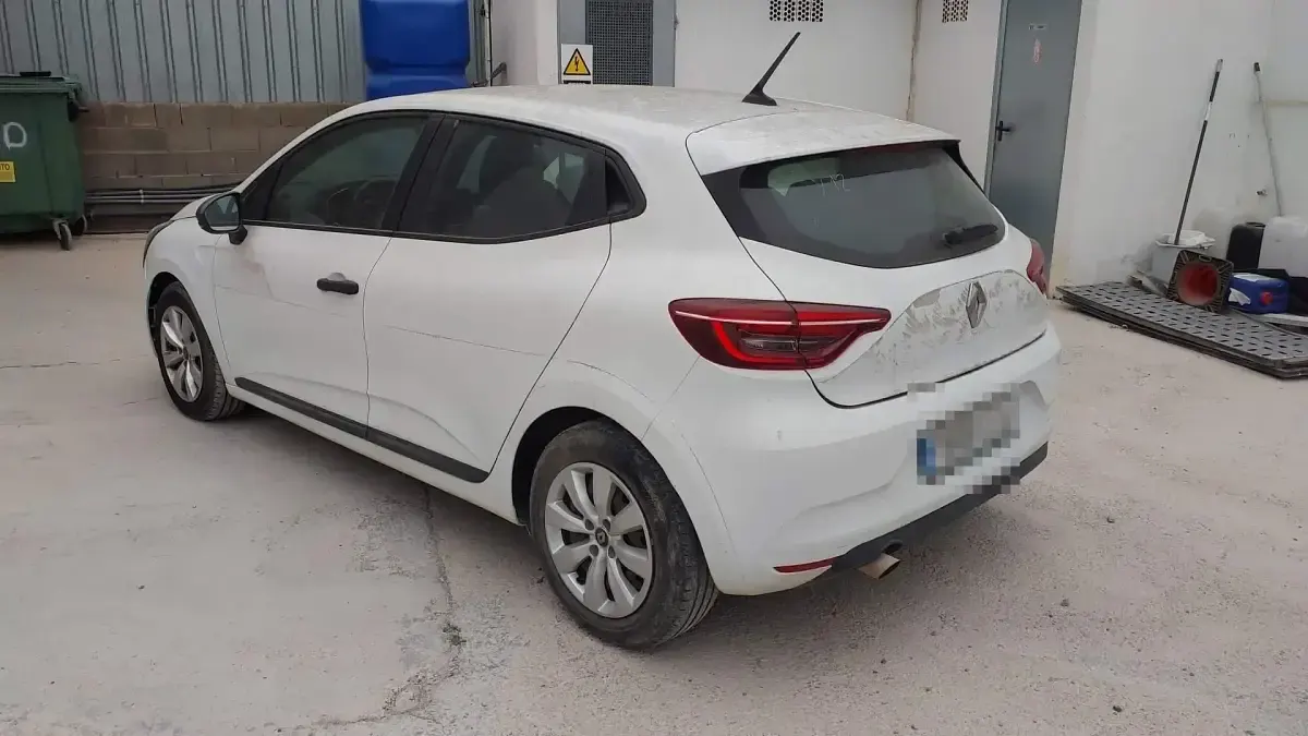 Usado Renault Clio V Business 100 CV (73 kW) 2020 Blanco Utilitario