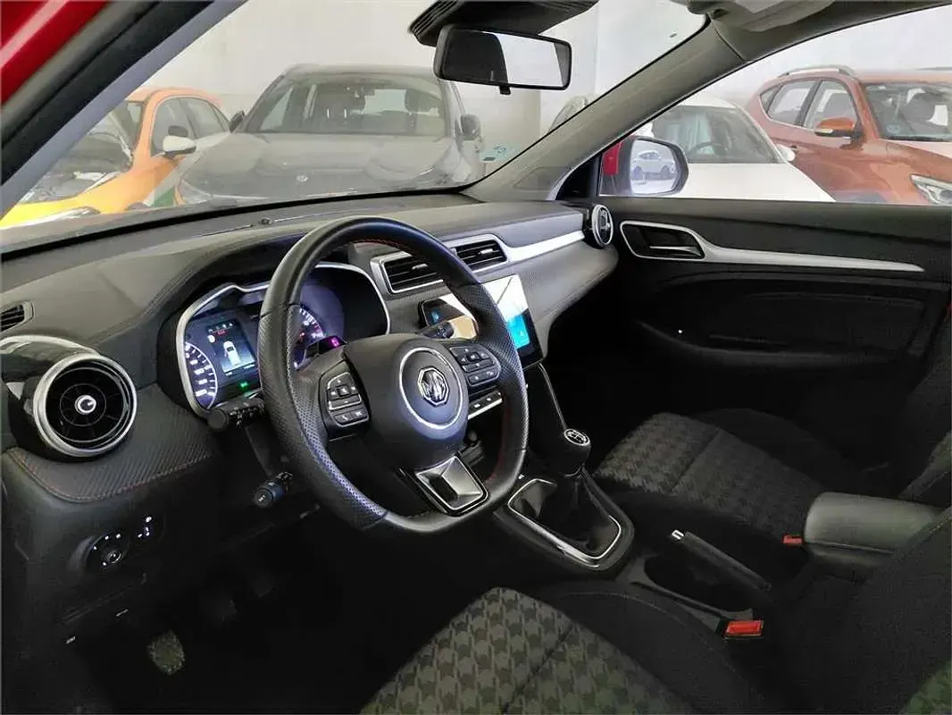 Usado MG ZS Comfort 106 CV (77 kW) 2025 SUV