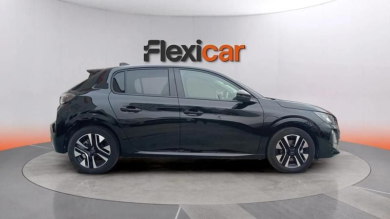 Usado Peugeot 208 Allure 101 CV (74 kW) 2025 Negro Utilitario