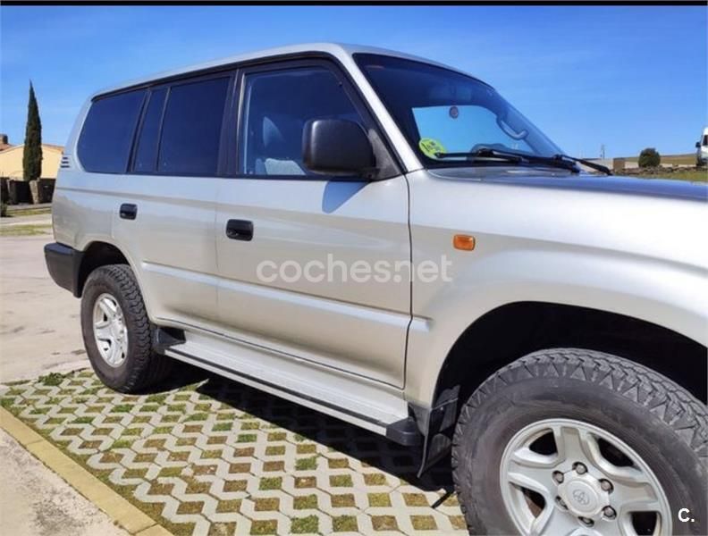 Gris / plata Usado 2000 Toyota Land Cruiser SUV | 13.500 € (Buen precio) - Imagen 1/4