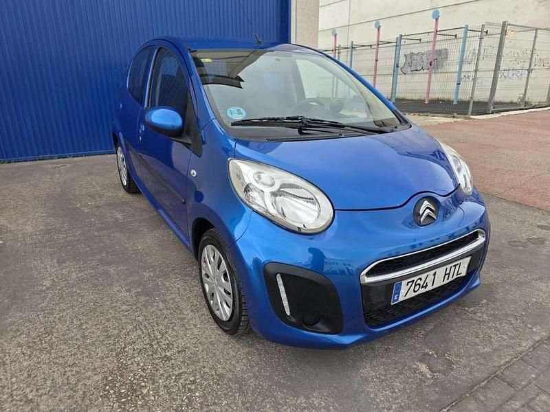 Usado Citroën C1 Attraction 68 CV (50 kW) 2013 Azul Utilitario
