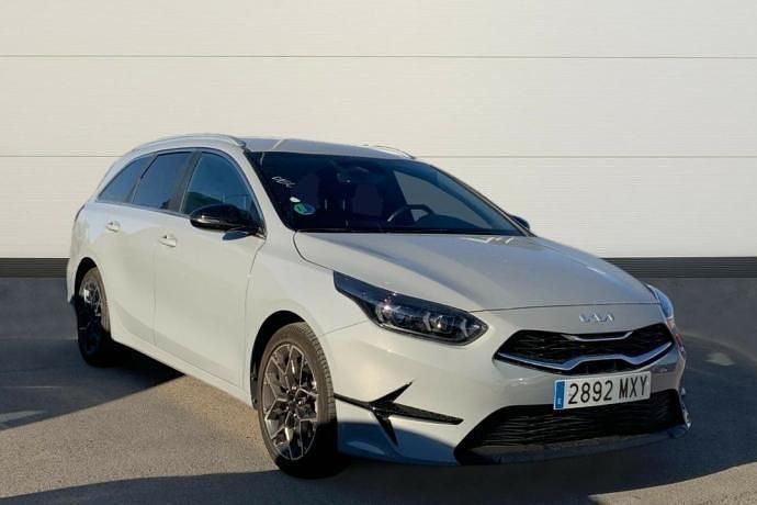 Usado 2025 Kia Ceed Style Familiar | 20.504 € (Super precio) - Imagen 1/4