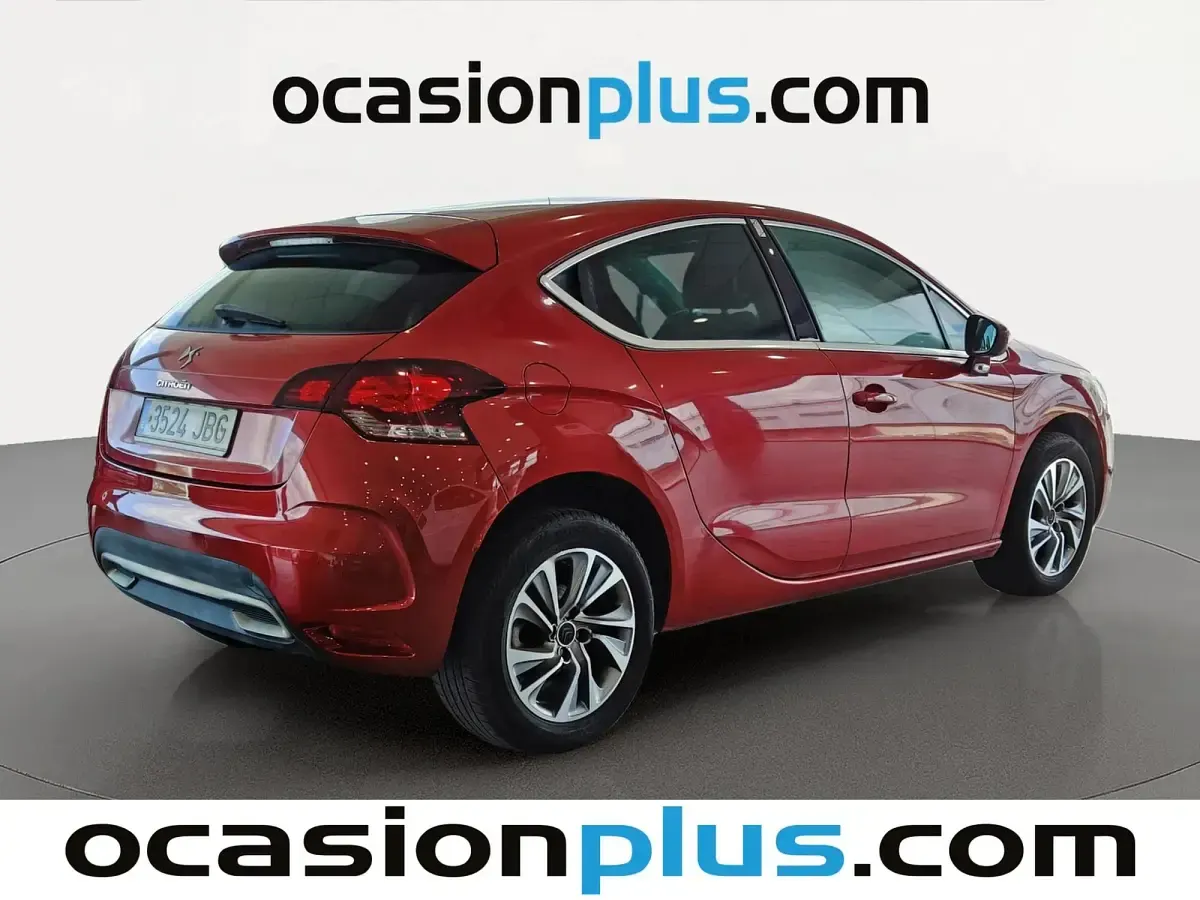Usado Citroën DS4 Style 120 CV (88 kW) 2014 Rojo Utilitario