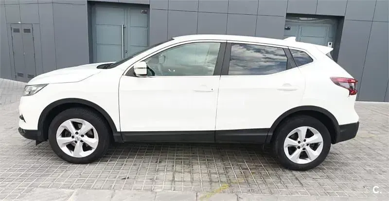 Usado Nissan Qashqai Acenta 140 CV (102 kW) 2019 Blanco SUV
