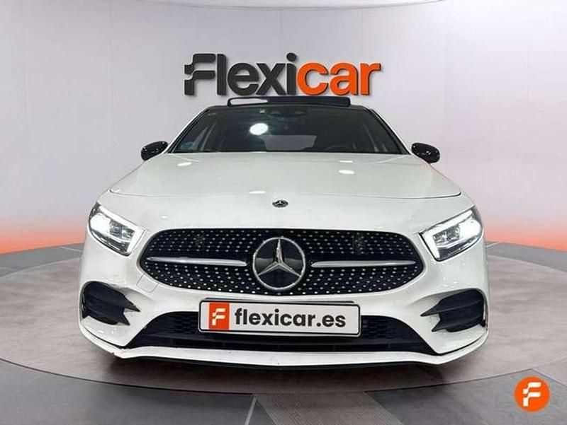 Usado Mercedes A180 116 CV (85 kW) 2019 Blanco Utilitario